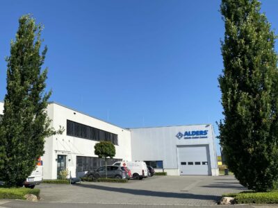 alders gebäude frontansicht